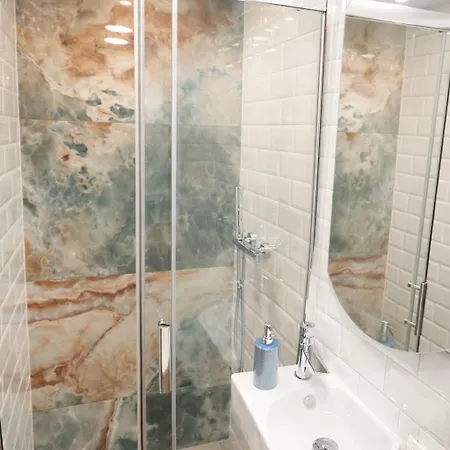 Nowe W Zabytkowej Kamienicy Starego Podgorza Apartment *